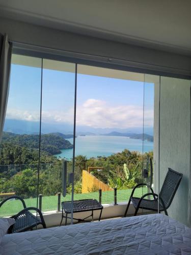 สภาพแวดล้อมโดยรอบ, Alto da Piraquara Flat in อังกรา ดอส เรอิส