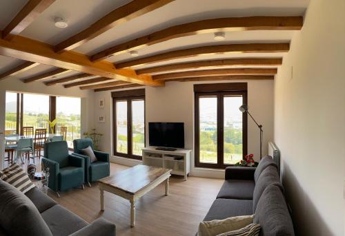 Iekārtas, Casa Los Rinocerontes in Sarón