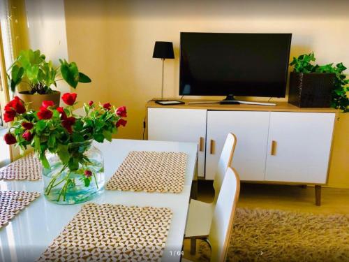 Scandinavian Desing Home 1BR City Center in Kamppi 37 - image 3