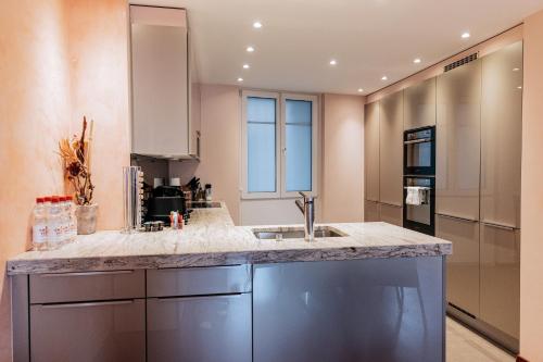 Montreux Grand Rue Apartments-247 Concierge SA - image 6