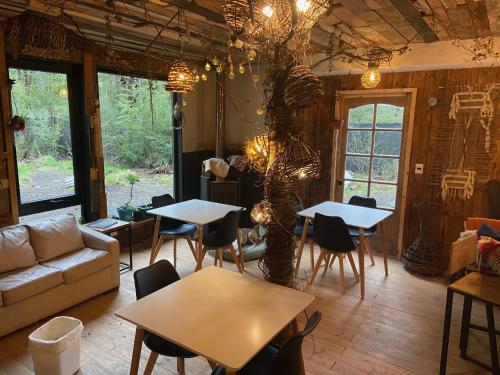 Restaurante, La Colmena eco lodge in Puerto Varas