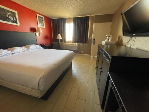 Travelodge by Wyndham Imperial - El Centro