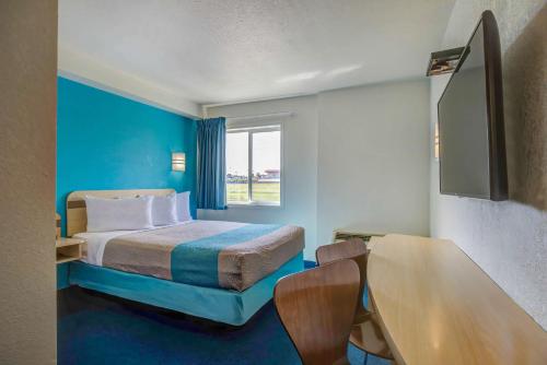 1 queen bed