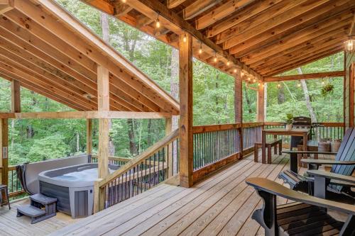 Birdie Blue Cabin in Epworth, USA