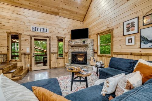 Birdie Blue Cabin in Epworth, USA