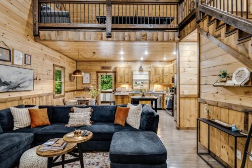 Birdie Blue Cabin in Epworth, USA