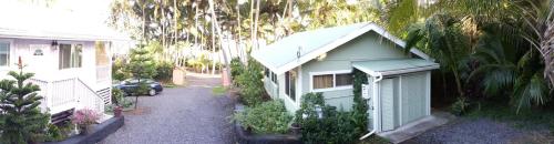 Whale House at Kehena Beach