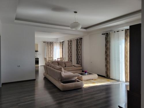 Three-Bedroom Apartment image 5