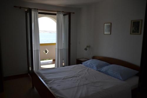Two-Bedroom Apartment with Balcony and Sea View