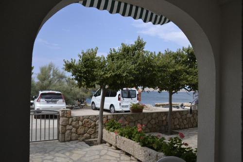 Apartment Kustici 6335e - image 9