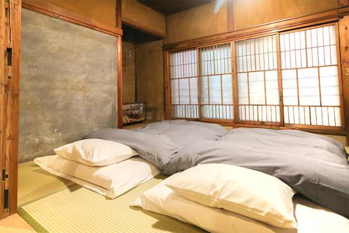 Apartment image 10