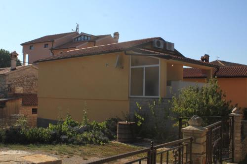  Apartments by the sea Sveti Ivan, Umag - 6967 in Umag