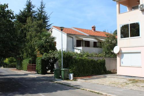  Apartments with a parking space Porec - 7023, Pension in Poreč