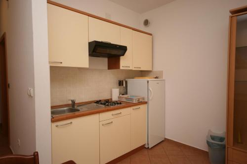 مطبخ, Apartments with a parking space Novigrad - 7017 in Buzinija