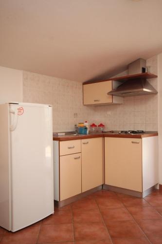 Apartments with a parking space Umag - 7039 - image 5