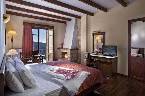Alpen House Hotel & Suites - Arachova