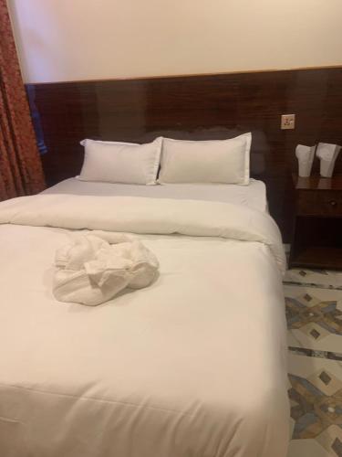 HOTEL MARINA VIEW – Pokhara, FL