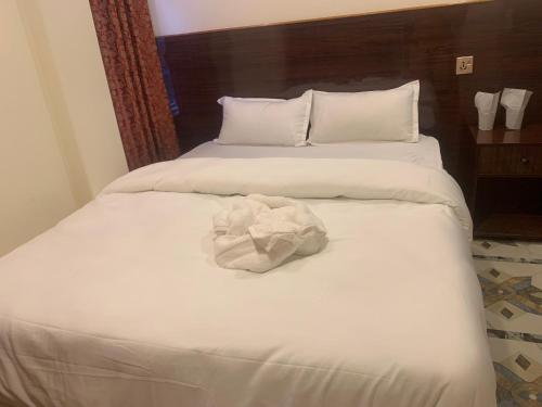 HOTEL MARINA VIEW – Pokhara, FL