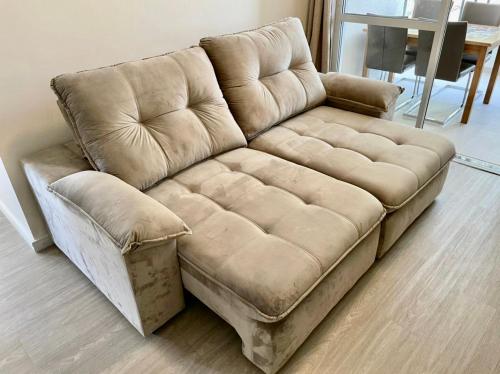 UM OÁSIS EM CAMPOS - Lindo e Novo Ap - Próx a Capivari e ao lado da Fonte Simão - com Varanda Gourmet, Lareira & Calefação - UNIDADE COM VISTA PRIVILEGIADA PARA A FONTE