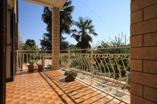 Apartment Basanija 7149b Apartment Basanija 7149b