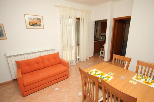 Family friendly apartments with a swimming pool Lindar Central Istria - Sredisnja Istra - 7197 - image 12