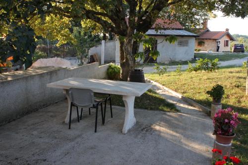 Apartments with a parking space Gracisce, Central Istria - Sredisnja Istra - 7134