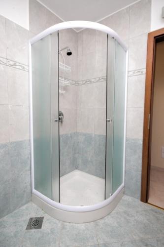 Vannas istaba, Apartments with a parking space Sumber, Central Istria - Sredisnja Istra - 7175 in Ruzici