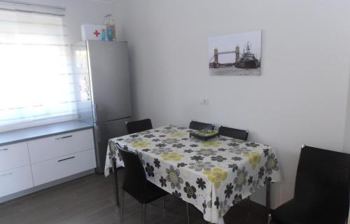 Apartments by the sea Umag - 7189 - image 14