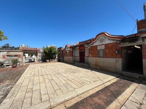 Kinmen Courtyard