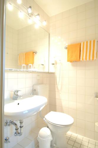 Haus Sparkuhl Hotel Garni - image 7