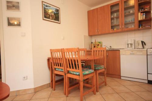 Apartments with WiFi Stinjan Pula - 7246 - image 12
