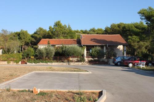  Apartments with WiFi Pomer, Medulin - 7294 in Medulin