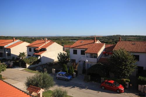 Apartments with a parking space Banjole Pula - 7242 - image 3