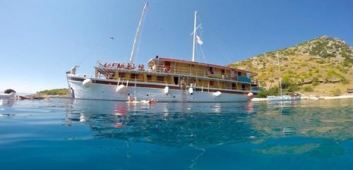 Traditional gulet, cruises & events, Split (Foto 3)