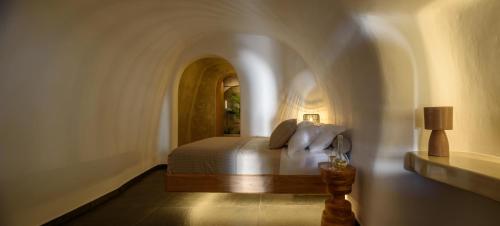 Lotus Cave Villa – Fira, UT