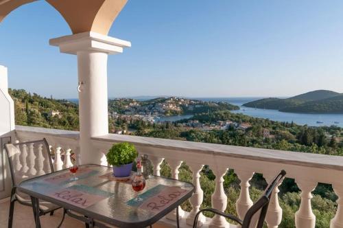 Charoula's Apartments in Syvota