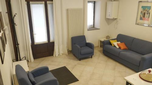 sala de TV, Lo Scoiattolo in Ronciglione