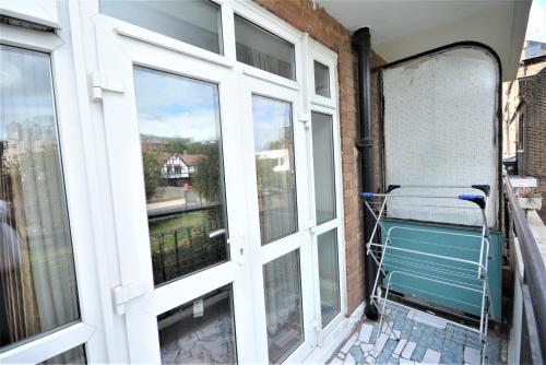 Beautiful London 2 Bedroom Flat near Finsbury Park, Londýn (fotografie 8)