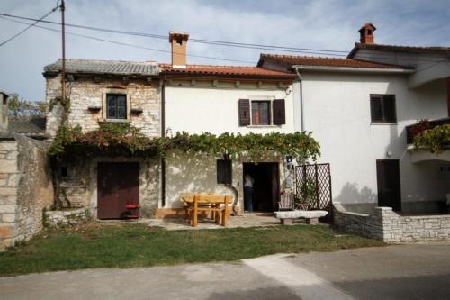Holiday house with a parking space Celici, Central Istria - Sredisnja Istra - 7333