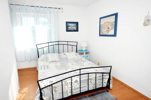 Family friendly house with a swimming pool Valtura Pula - 7325 - image 10