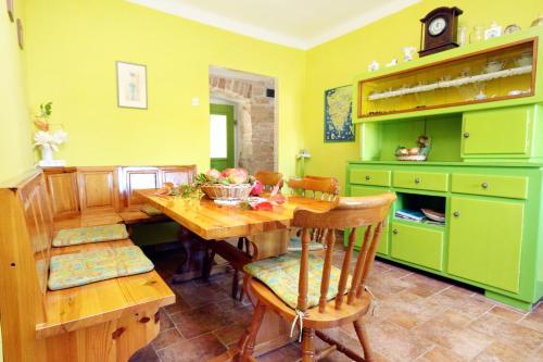 Family friendly house with a swimming pool Valtura Pula - 7324 - image 14