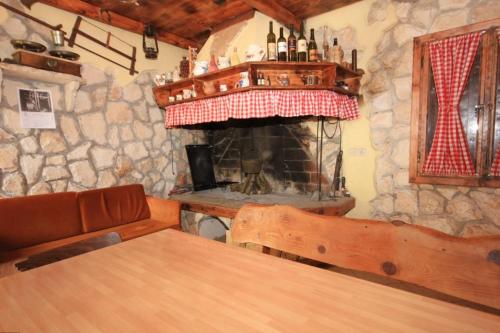 Apartments with a swimming pool Sveti Bartul, Labin - 7392 in Sveti Bartul