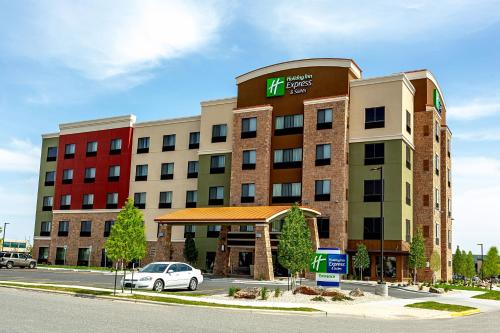 Holiday Inn Express Hotel & Suites Billings, an IHG Hotel