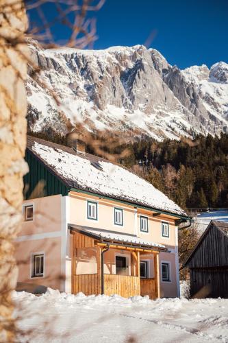 Ferienhaus Schwöllerbauer, Pension in Sankt Martin am Grimming