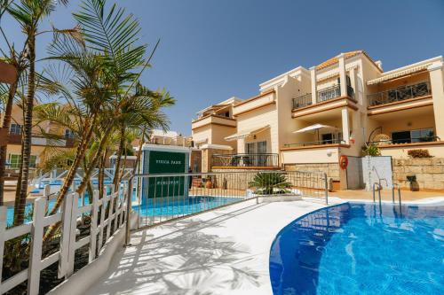 Superior Apartment image 10