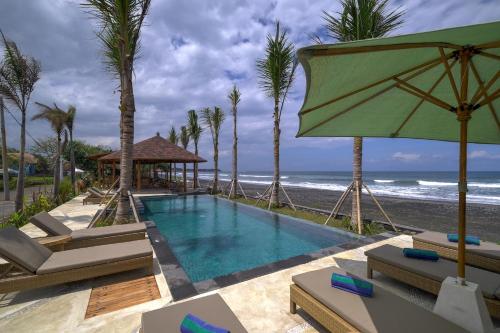 Wide Sands Beach Retreat