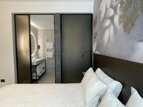 1 queen bed