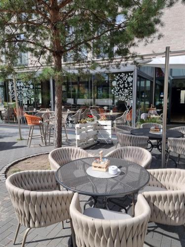 Étterem, Grimm's Hotel am Potsdamer Platz near Sony Center