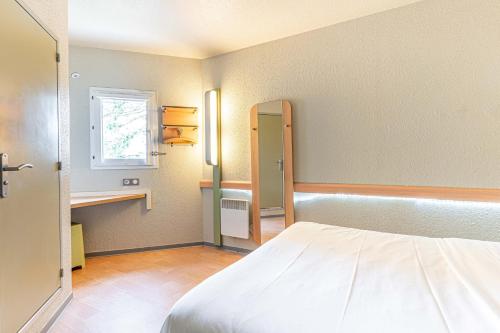 Hôte Hôtel Rouen Cléon - image 6