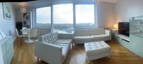 Luxury 8th Floor Apartment with Stunning Views Gillingham